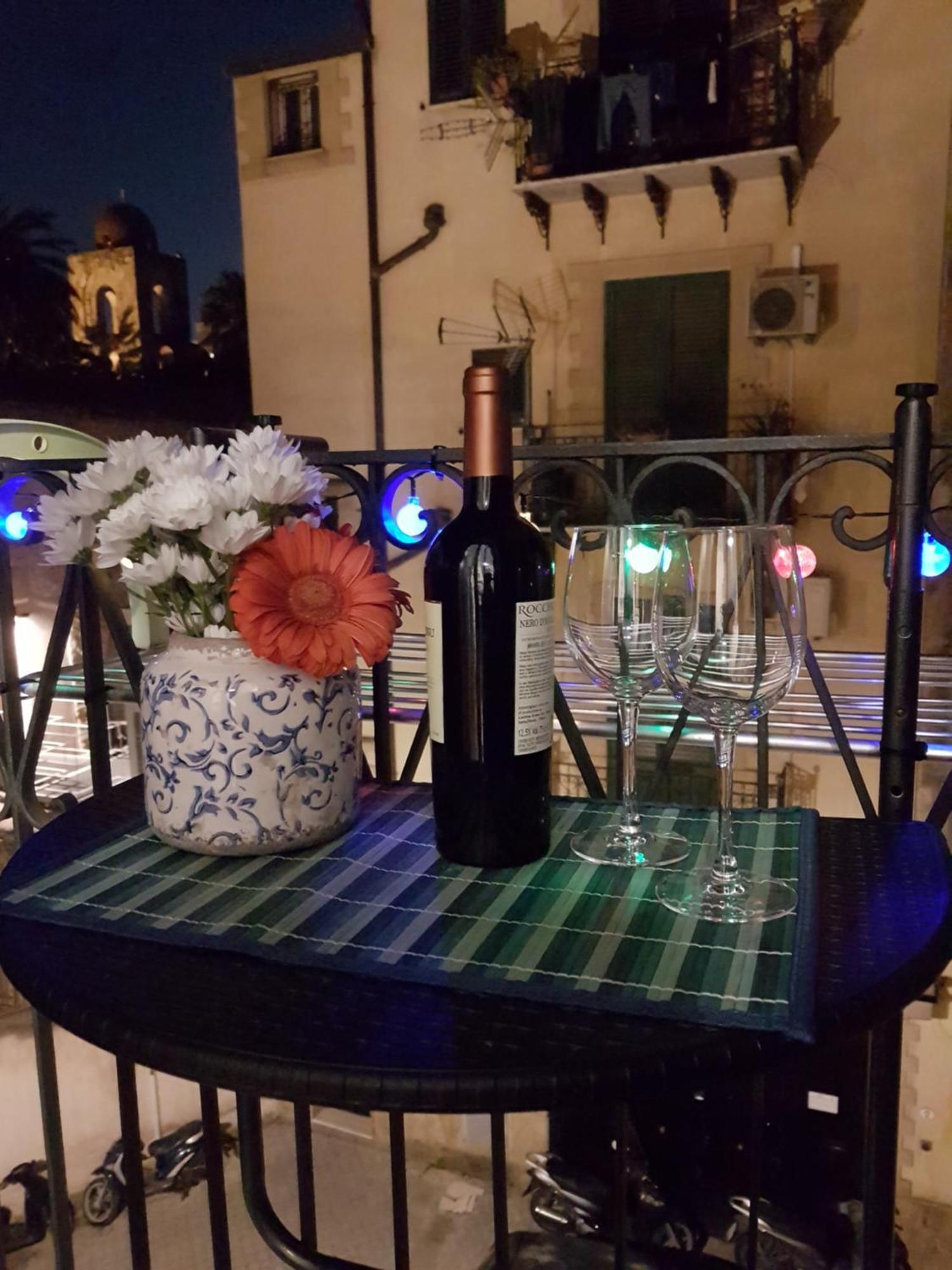 Casa Vacanze Villa D'Orleans Palermo Luaran gambar
