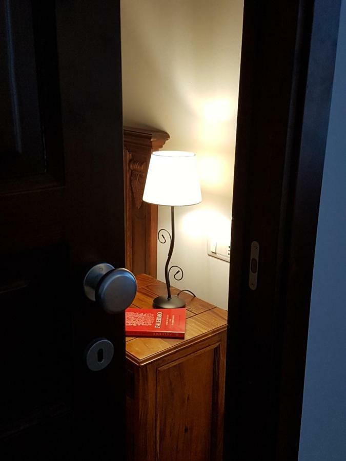 Casa Vacanze Villa D'Orleans Palermo Luaran gambar