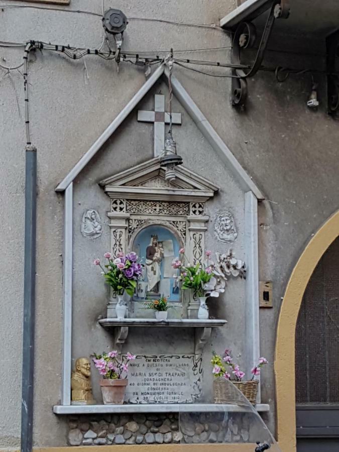 Casa Vacanze Villa D'Orleans Palermo Luaran gambar