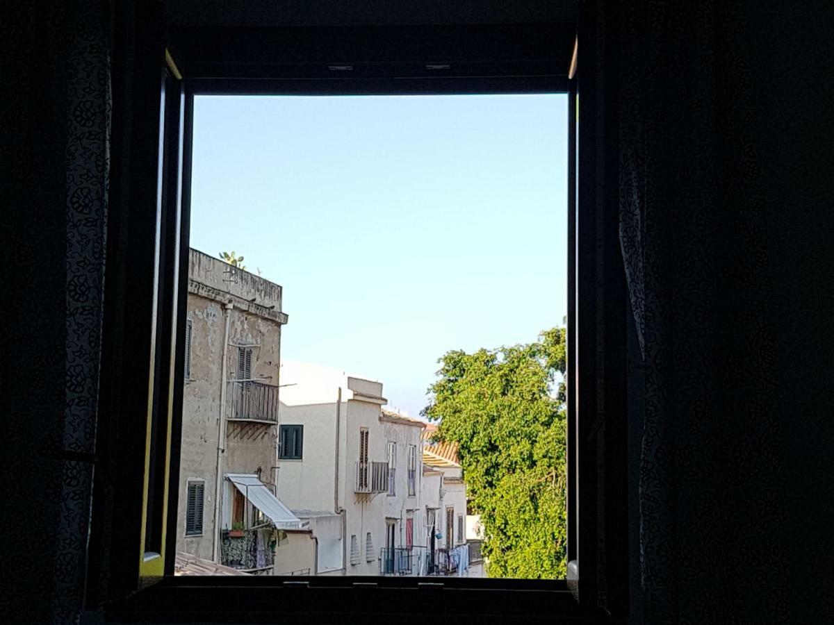 Casa Vacanze Villa D'Orleans Palermo Luaran gambar