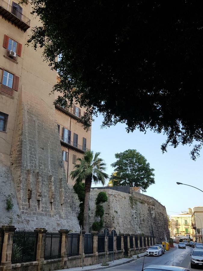 Casa Vacanze Villa D'Orleans Palermo Luaran gambar